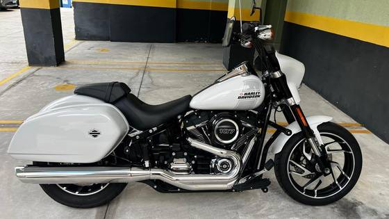 HARLEY-DAVIDSON SPORT GLIDE 